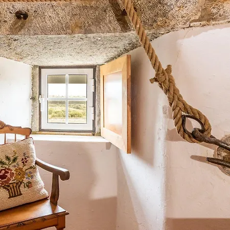 Feriegård Guestready - Lampas Wind Mill Colares
